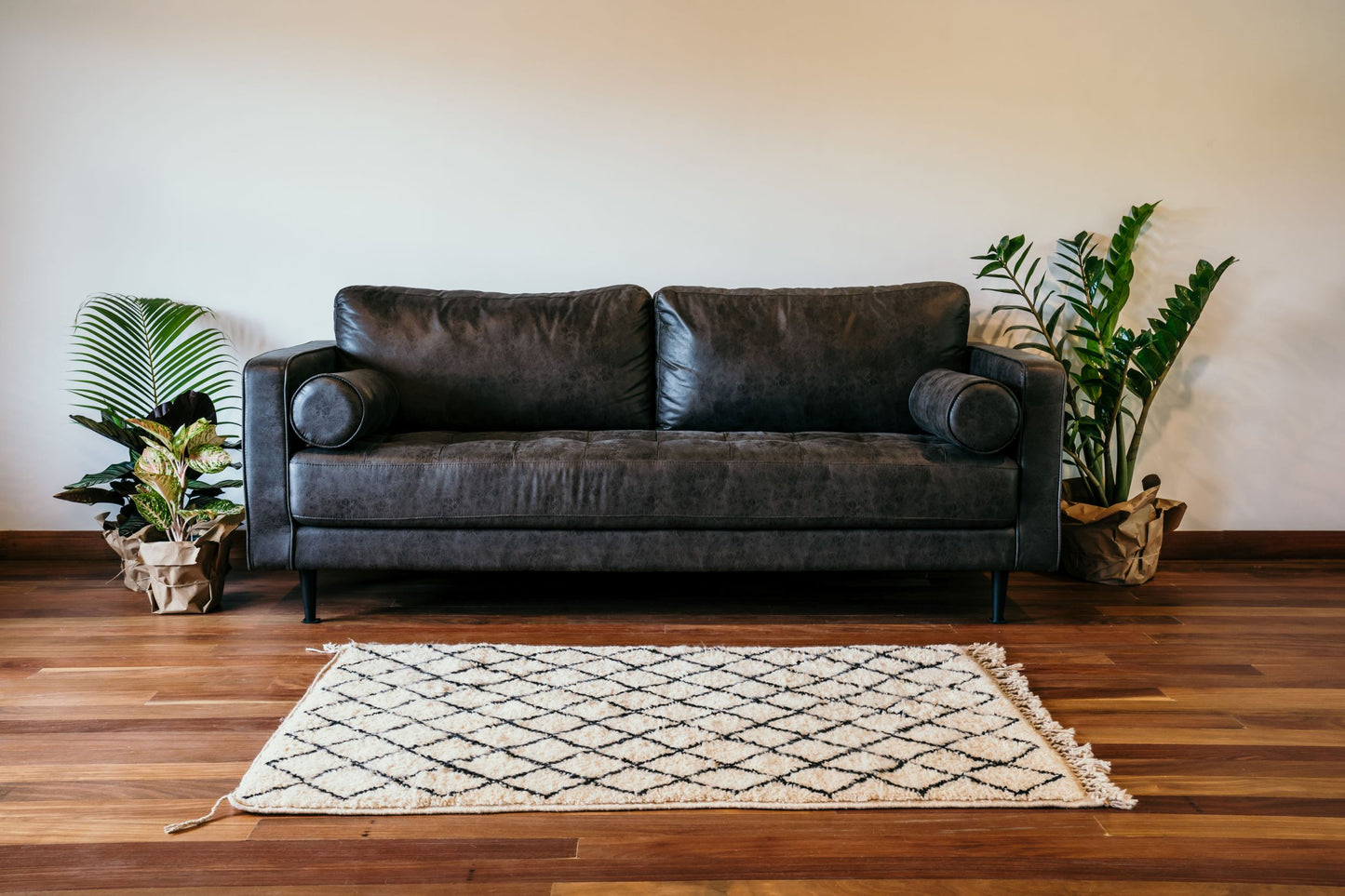 Beni Ourain Tribal Rug, knot weaved featuring Diamond pattern in black and white handmade in Morocco using organic sheep wool