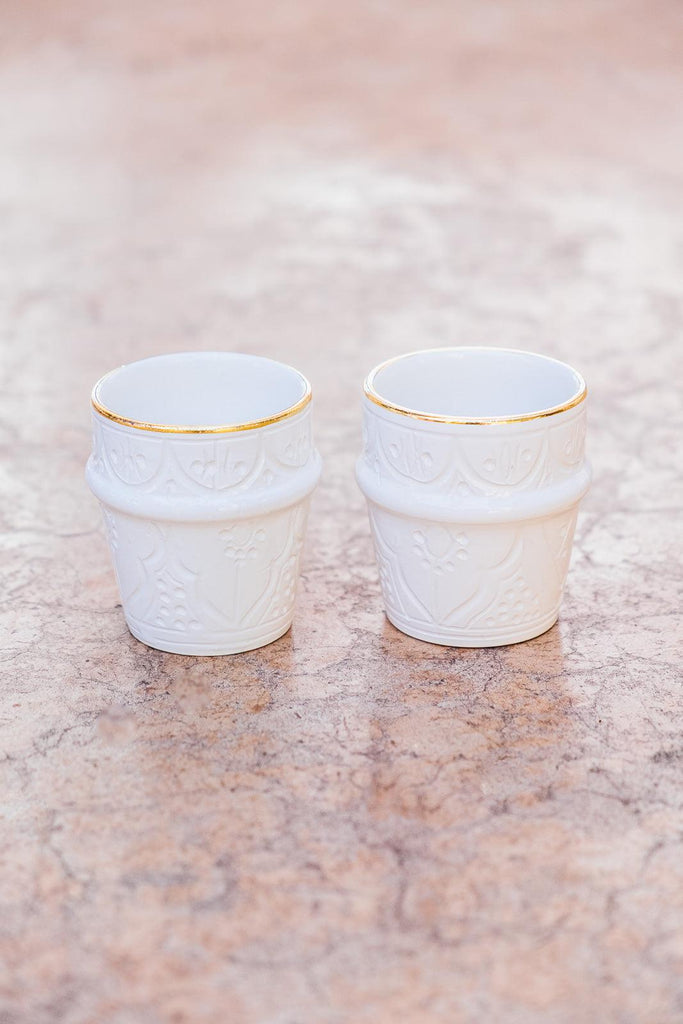 Espresso ceramic coffee cup, white color, engraved by hand with traditional Moroccan designs and 12 carat gold, handmade in Morocco, ELSINIYA